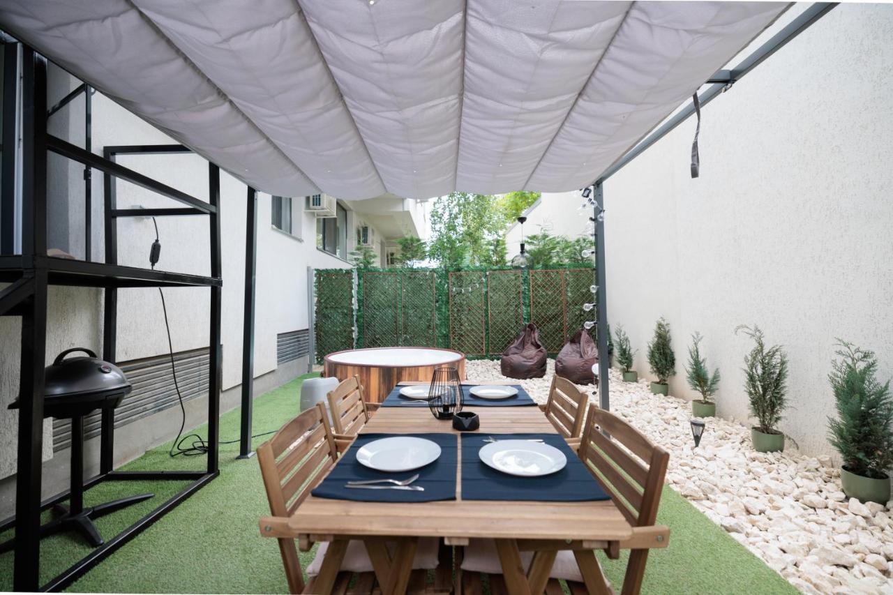 Downtown Hidden Garden With Jacuzzi In Bucharest Διαμέρισμα Εξωτερικό φωτογραφία