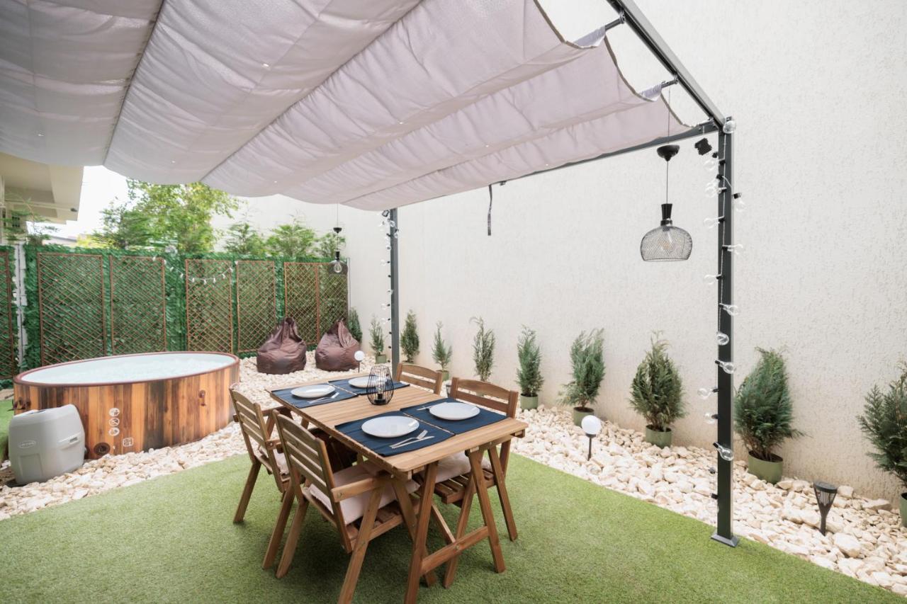 Downtown Hidden Garden With Jacuzzi In Bucharest Διαμέρισμα Εξωτερικό φωτογραφία
