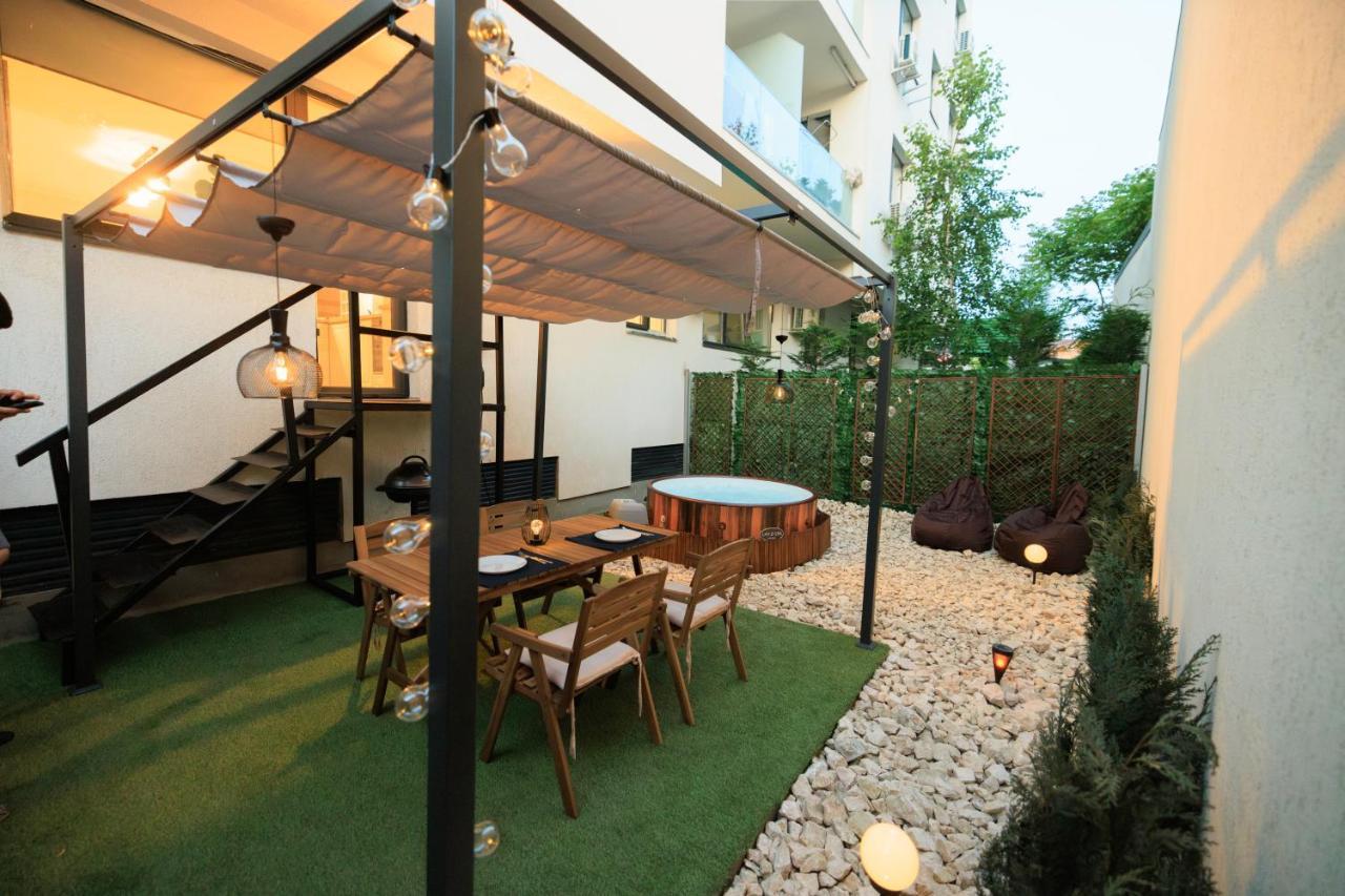 Downtown Hidden Garden With Jacuzzi In Bucharest Διαμέρισμα Εξωτερικό φωτογραφία